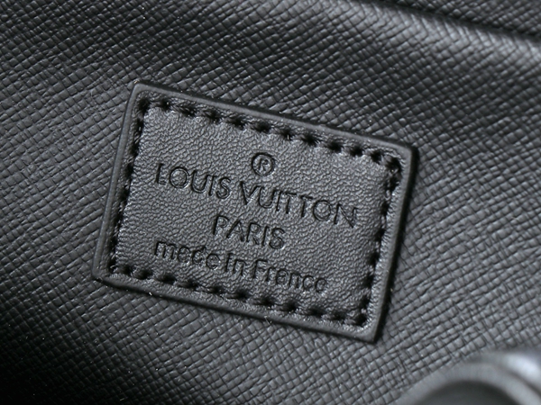 ルイヴィトンバッグ着用イメージ